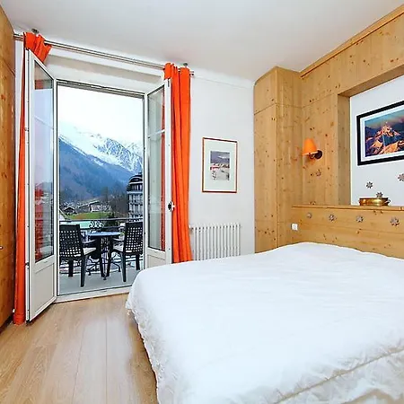 Sleeps 6 Wifi *